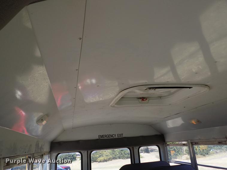 image for item ER9182 1996 Ford Econoline E350 school bus