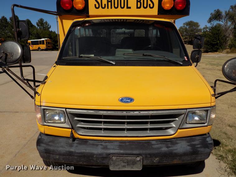 image for item ER9182 1996 Ford Econoline E350 school bus