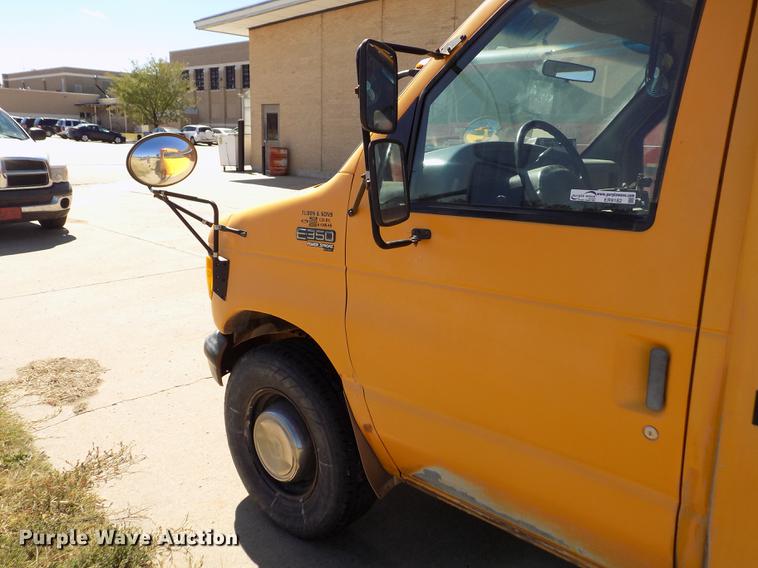 image for item ER9182 1996 Ford Econoline E350 school bus
