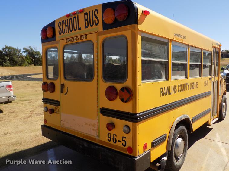 image for item ER9182 1996 Ford Econoline E350 school bus