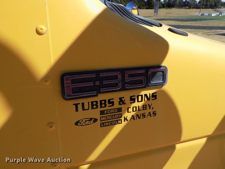 image for item ER9182 1996 Ford Econoline E350 school bus