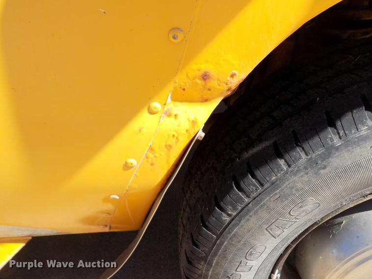 image for item ER9182 1996 Ford Econoline E350 school bus