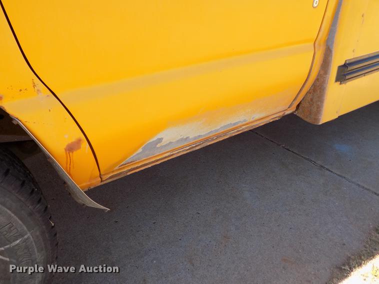 image for item ER9182 1996 Ford Econoline E350 school bus