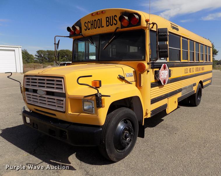 image for item ER9183 1993 Ford B700 school bus