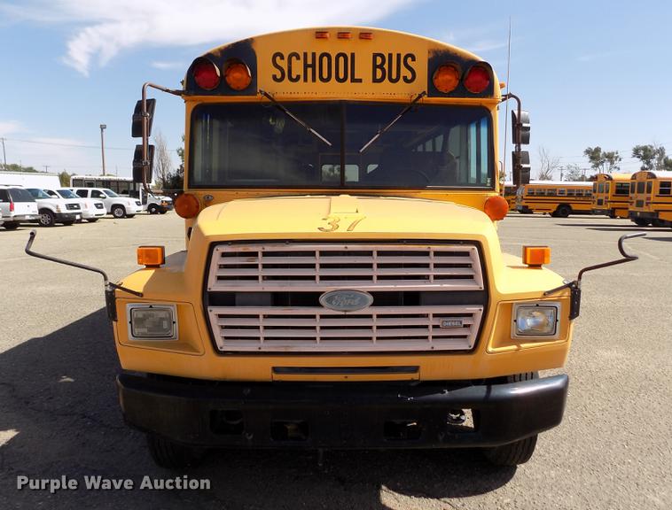 image for item ER9183 1993 Ford B700 school bus
