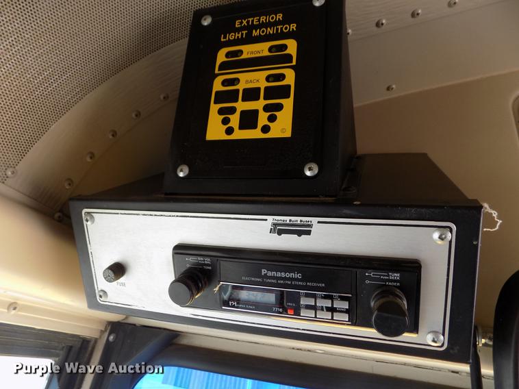 image for item ER9183 1993 Ford B700 school bus