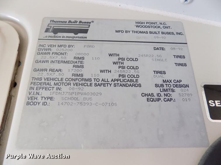 image for item ER9183 1993 Ford B700 school bus