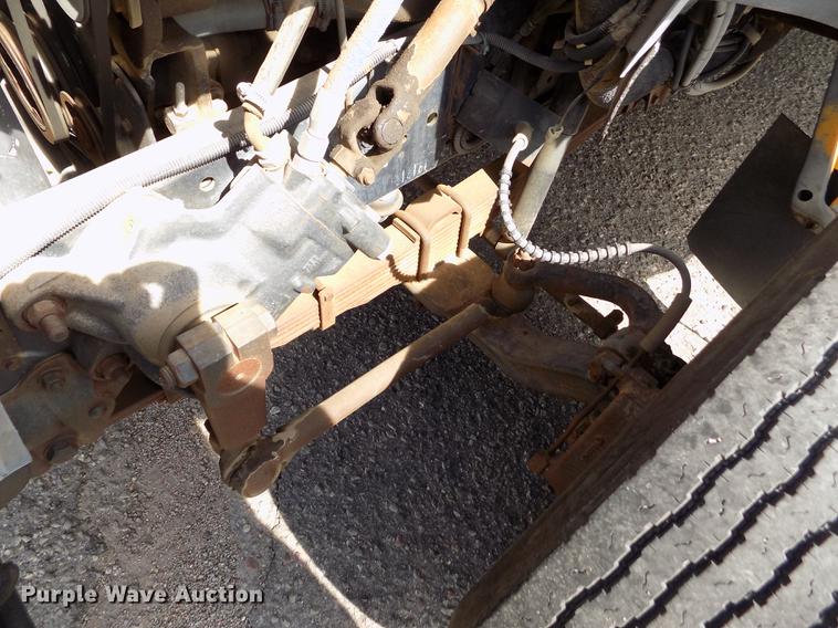 image for item ER9183 1993 Ford B700 school bus