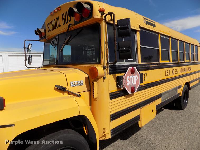 image for item ER9183 1993 Ford B700 school bus