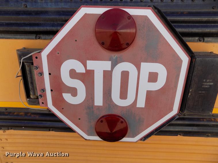 image for item ER9183 1993 Ford B700 school bus