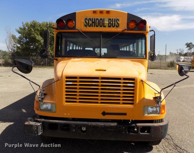 image for item ER9184 1999 International 3800 school bus