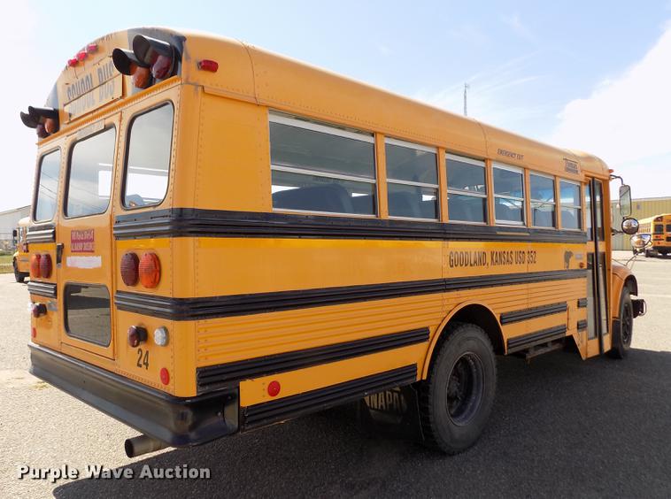 image for item ER9184 1999 International 3800 school bus