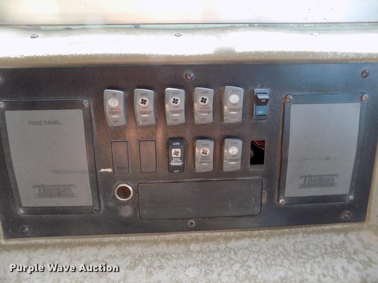 image for item ER9184 1999 International 3800 school bus