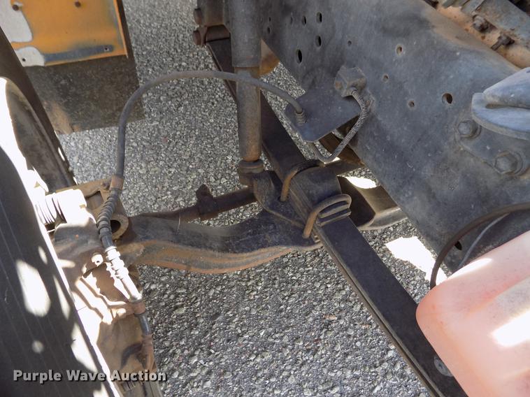 image for item ER9184 1999 International 3800 school bus