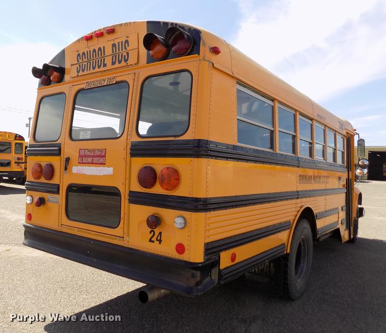 image for item ER9184 1999 International 3800 school bus