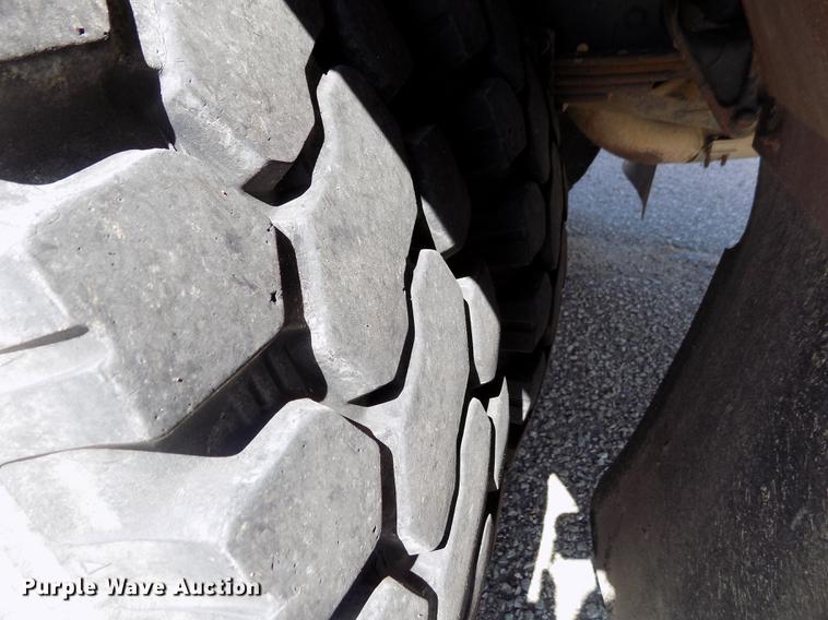 image for item ER9184 1999 International 3800 school bus