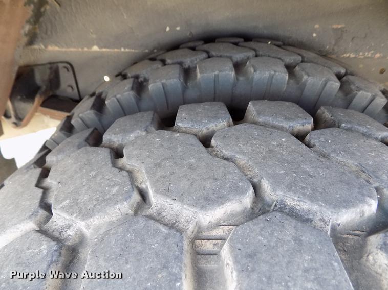 image for item ER9184 1999 International 3800 school bus