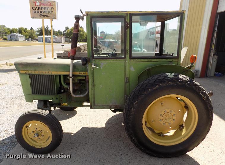 image for item ER9185 John Deere 1020 tractor