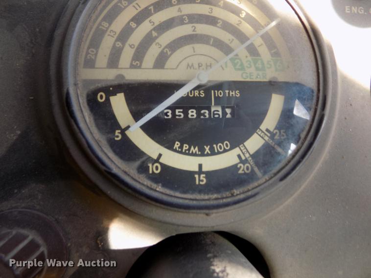 image for item ER9185 John Deere 1020 tractor