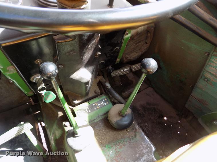 image for item ER9185 John Deere 1020 tractor