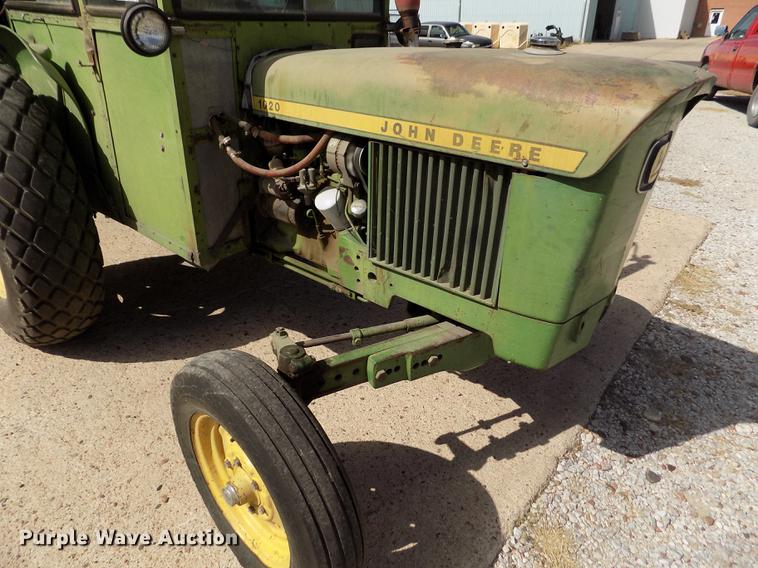 image for item ER9185 John Deere 1020 tractor