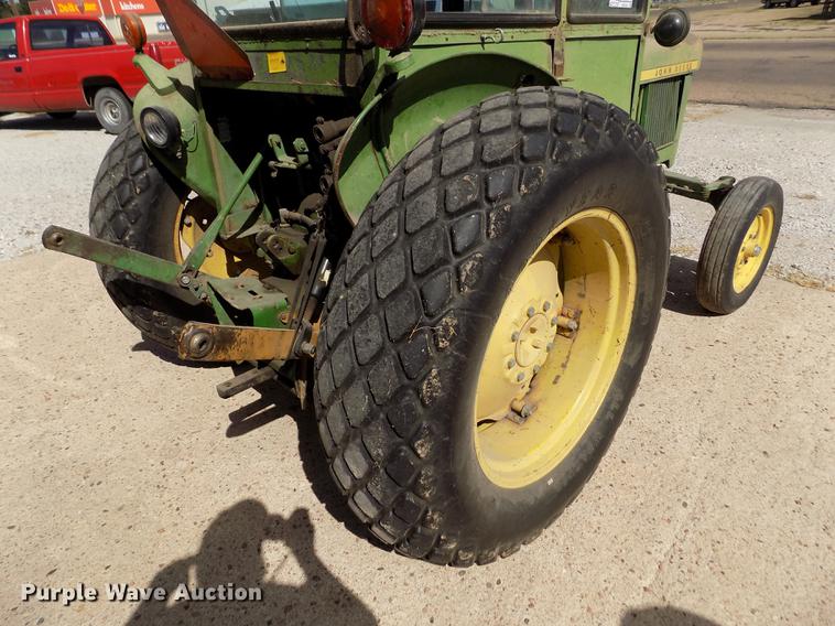 image for item ER9185 John Deere 1020 tractor