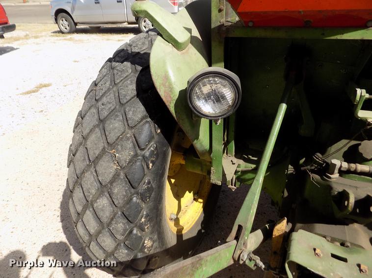 image for item ER9185 John Deere 1020 tractor