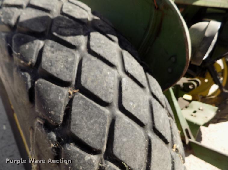 image for item ER9185 John Deere 1020 tractor