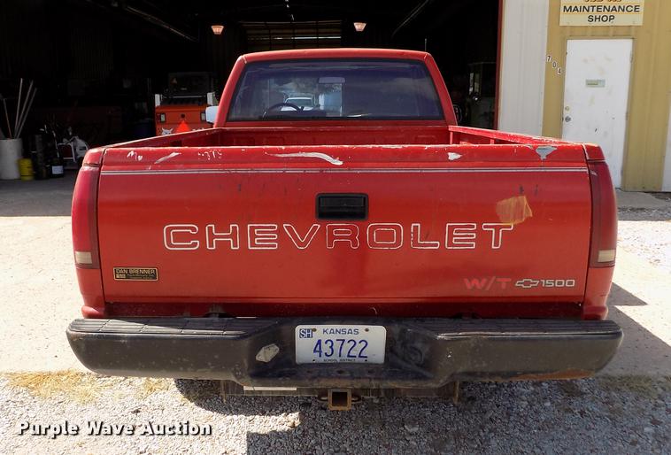 image for item ER9186 1991 Chevrolet Cheyenne 1500 pickup truck