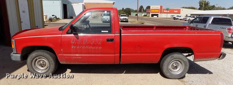 image for item ER9186 1991 Chevrolet Cheyenne 1500 pickup truck