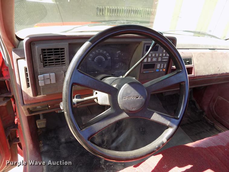 image for item ER9186 1991 Chevrolet Cheyenne 1500 pickup truck