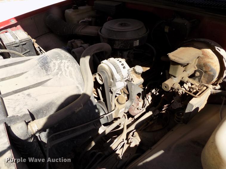 image for item ER9186 1991 Chevrolet Cheyenne 1500 pickup truck