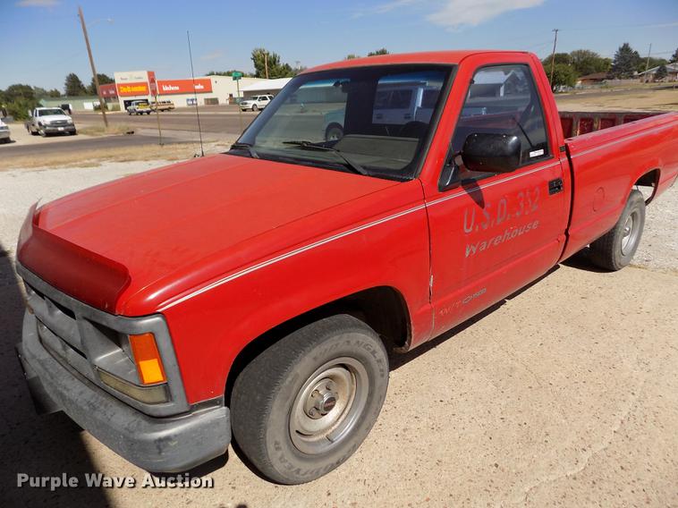 image for item ER9186 1991 Chevrolet Cheyenne 1500 pickup truck
