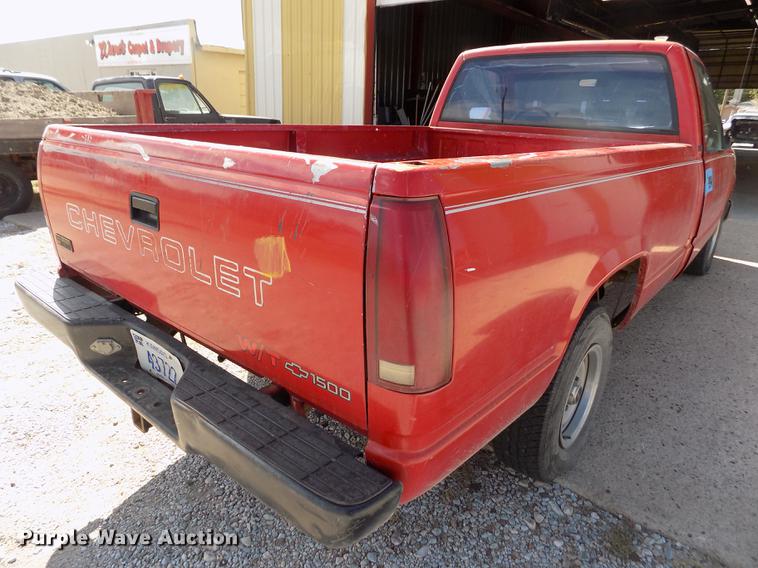 image for item ER9186 1991 Chevrolet Cheyenne 1500 pickup truck