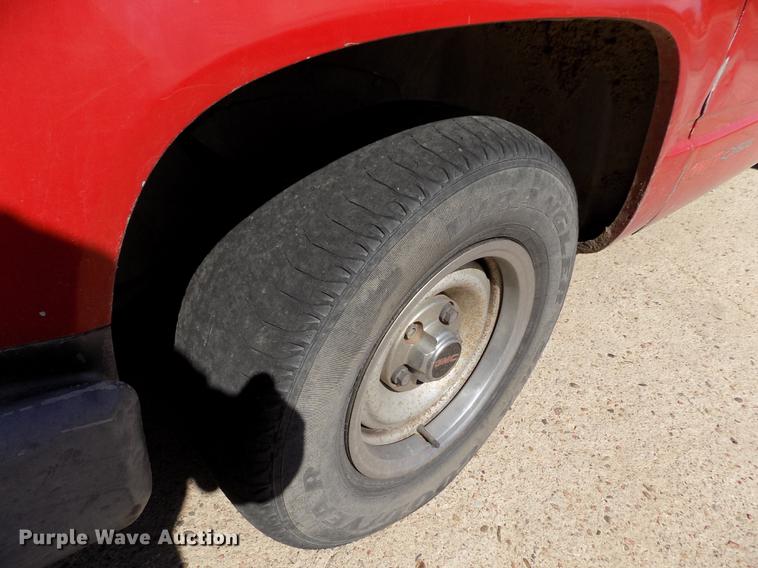 image for item ER9186 1991 Chevrolet Cheyenne 1500 pickup truck