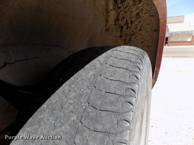 image for item ER9186 1991 Chevrolet Cheyenne 1500 pickup truck