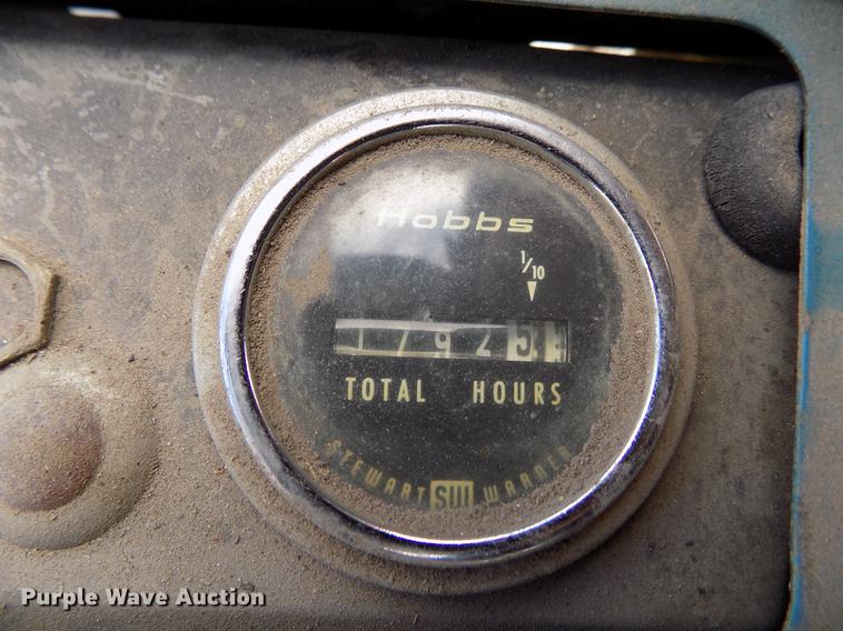 image for item ER9187 Ford LGT165 tractor