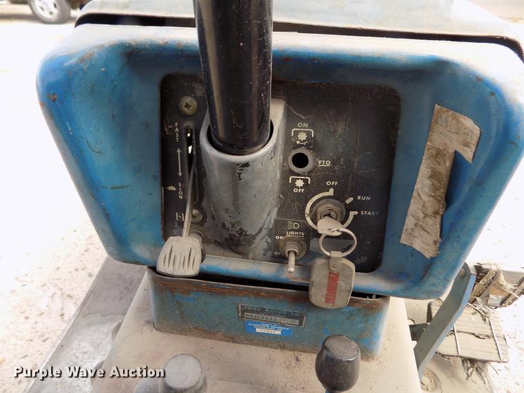 image for item ER9187 Ford LGT165 tractor