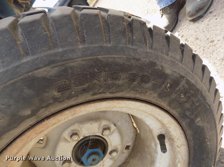 image for item ER9187 Ford LGT165 tractor