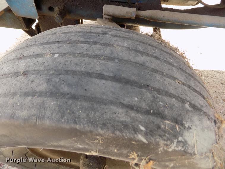 image for item ER9187 Ford LGT165 tractor