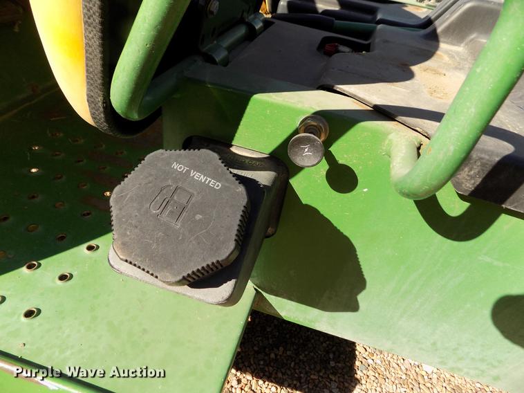 image for item ER9191 1995 John Deere 4X2 Gator utility vehicle