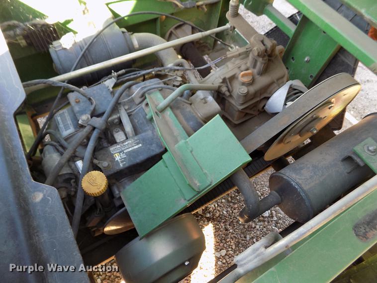 image for item ER9191 1995 John Deere 4X2 Gator utility vehicle