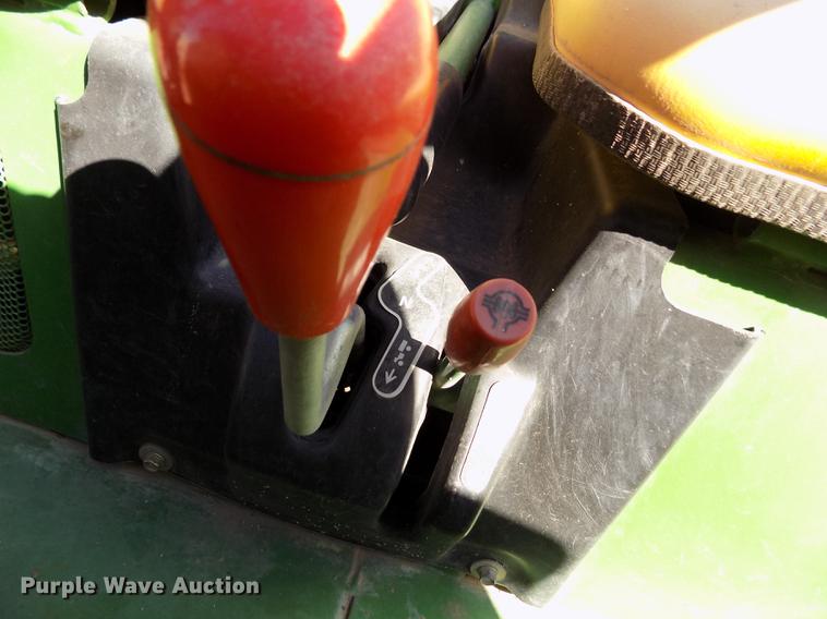 image for item ER9191 1995 John Deere 4X2 Gator utility vehicle