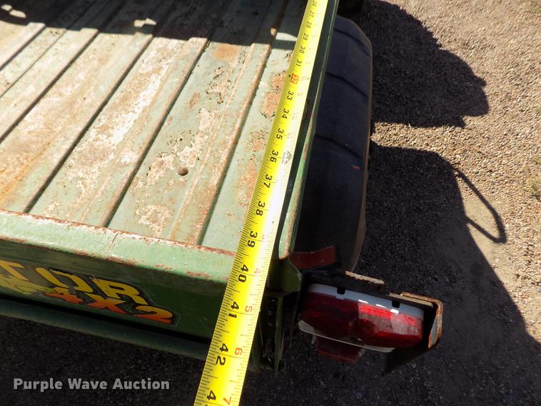 image for item ER9191 1995 John Deere 4X2 Gator utility vehicle