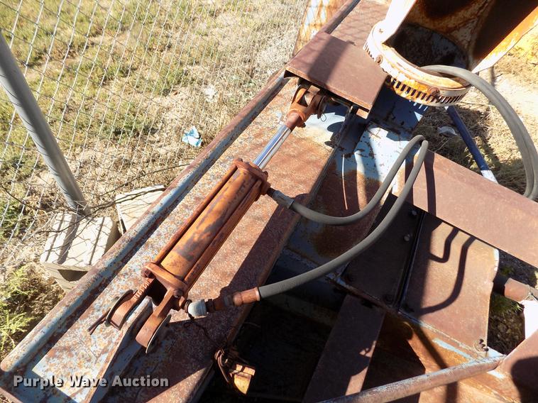 image for item ER9192 Snowmachines snow plow