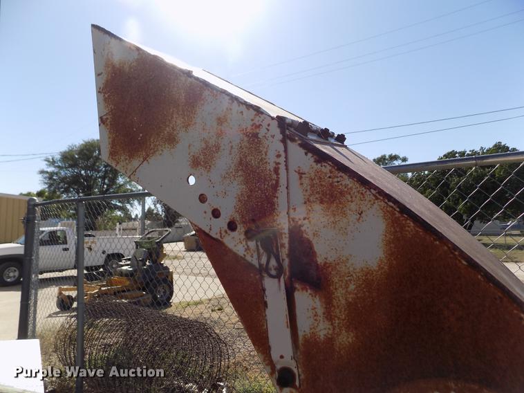 image for item ER9192 Snowmachines snow plow