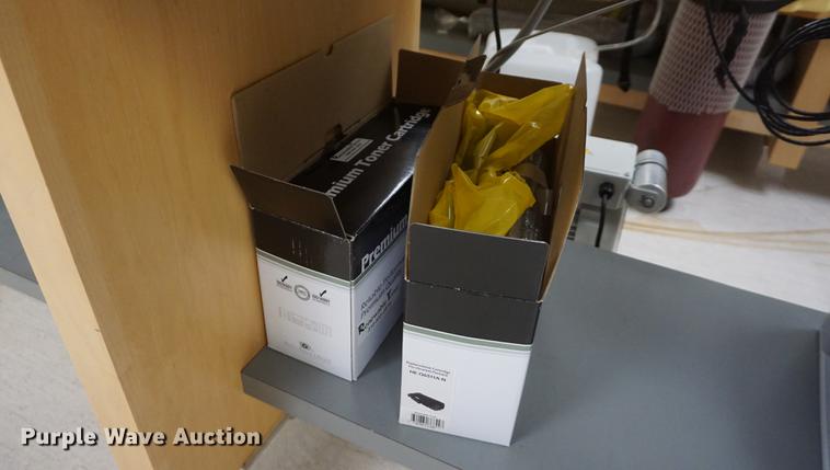 image for item ES9984 Agilent 7500 Series ICP-MS lab testing machine