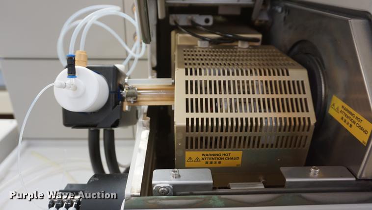 image for item ES9984 Agilent 7500 Series ICP-MS lab testing machine