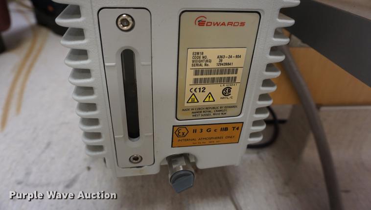 image for item ES9984 Agilent 7500 Series ICP-MS lab testing machine