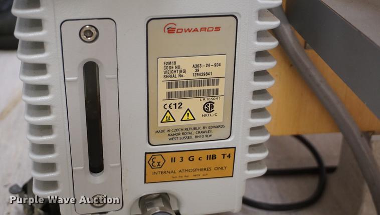 image for item ES9984 Agilent 7500 Series ICP-MS lab testing machine